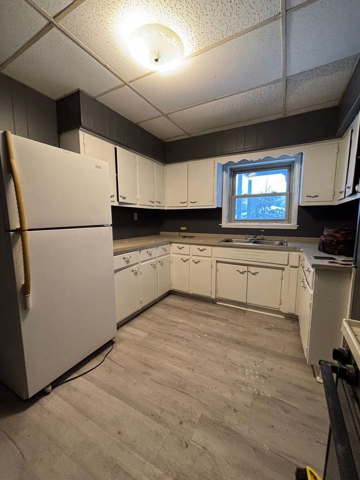 9 Madonna Dr #1 - Photo 5 of 18