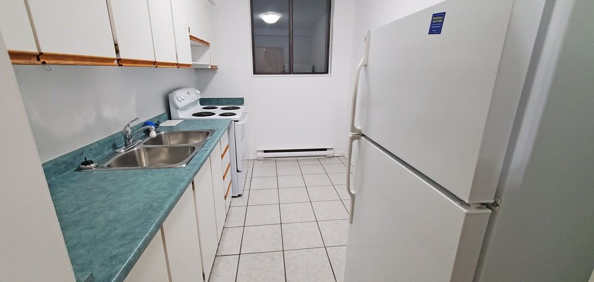 250 Ste Anne Road - Photo 3 of 10