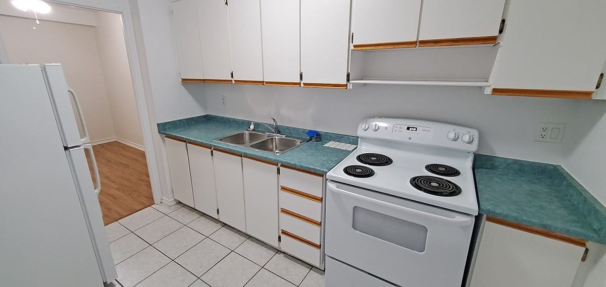 250 Ste Anne Road - Photo 4 of 10