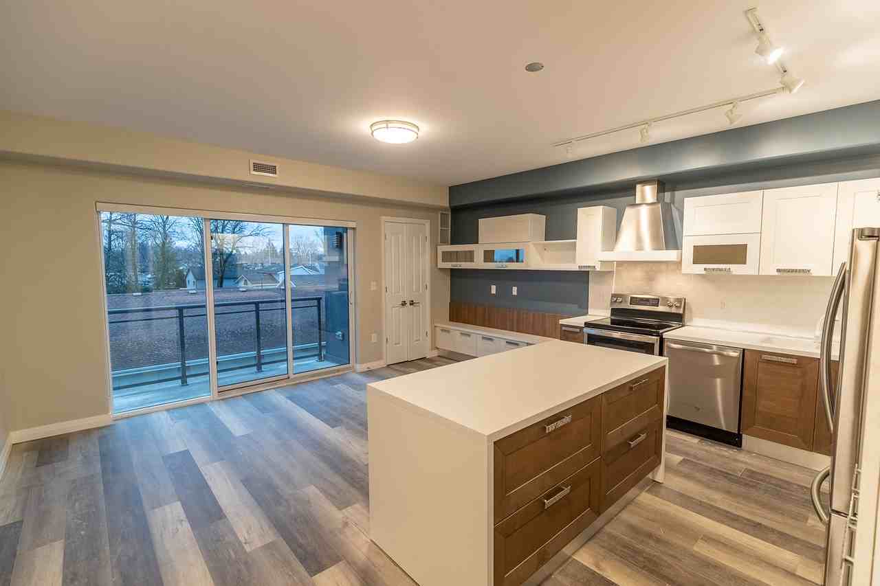 6479 Montrose Road - Photo 7 of 29