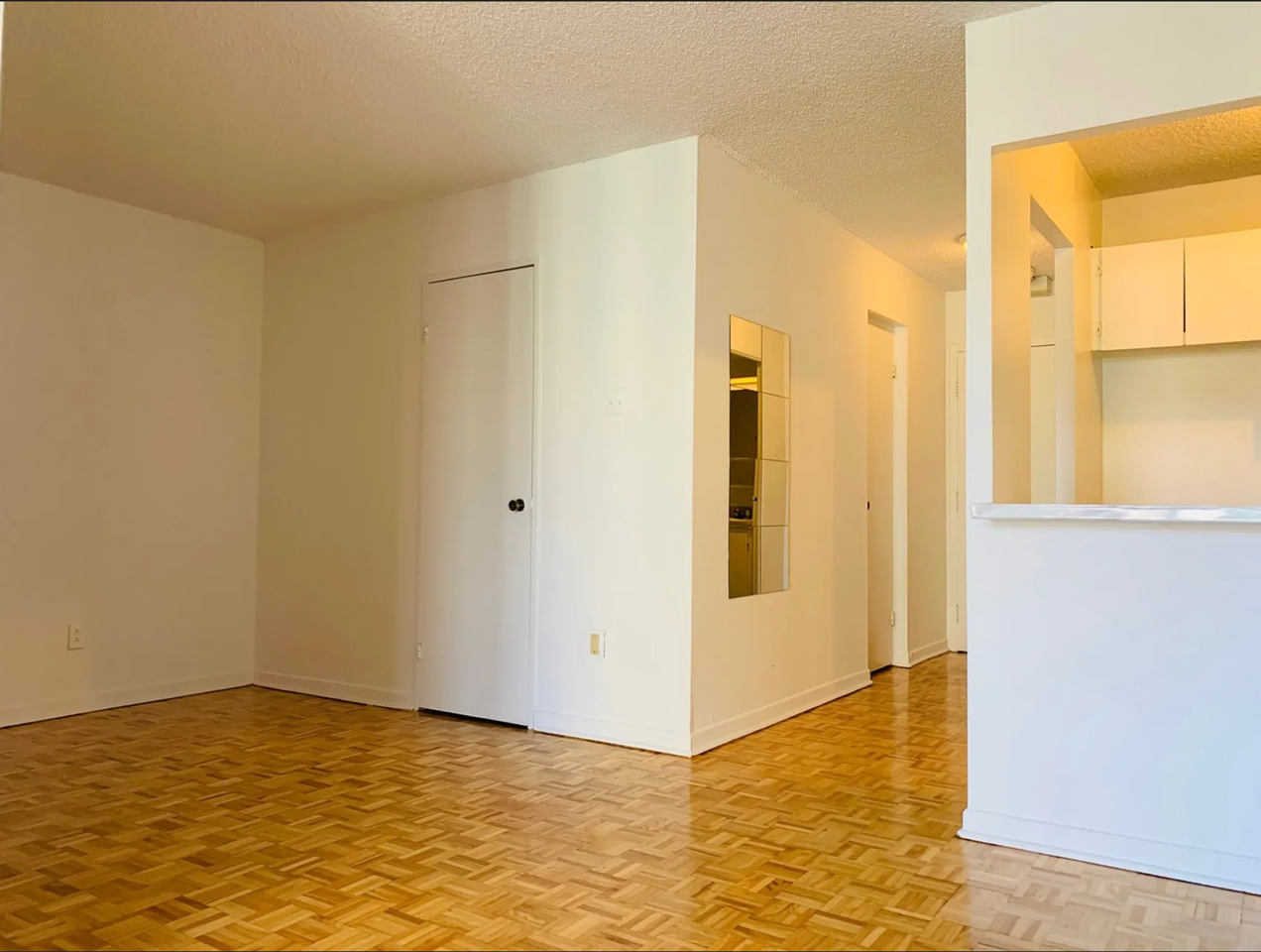 Le Chatel - Photo 3 of 41