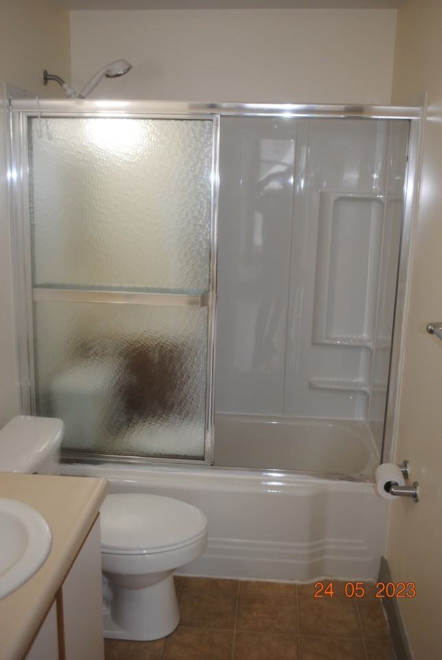 469 Dubuque Street - Photo 4 of 5