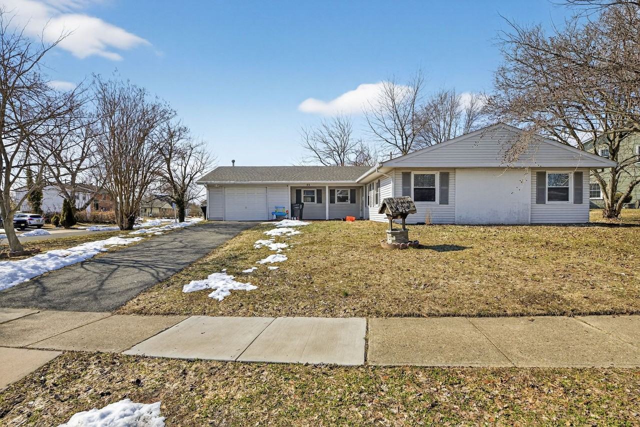 55 Ember Ln - Photo 2 of 22