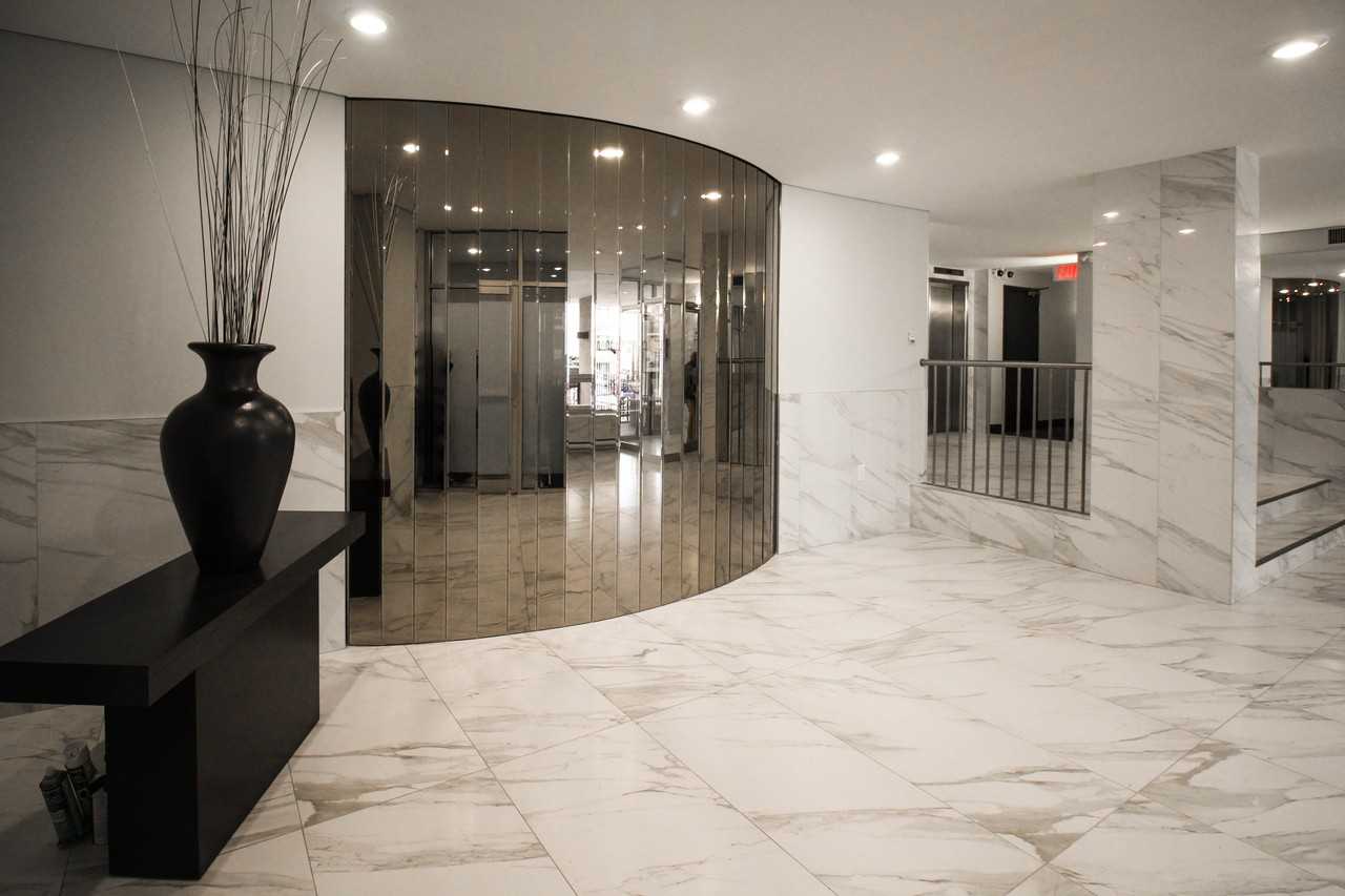 2570 Argyle Rd - Photo 3 of 7