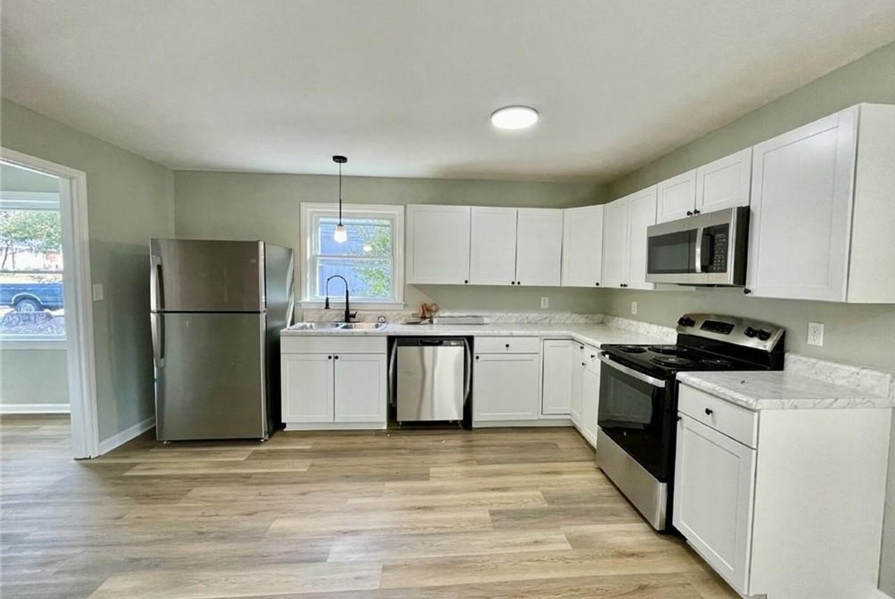 1514 Roxie Ave - Photo 4 of 17