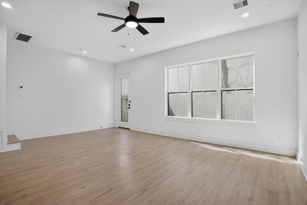 6425 Highland Pine Ln - Photo 4 of 15