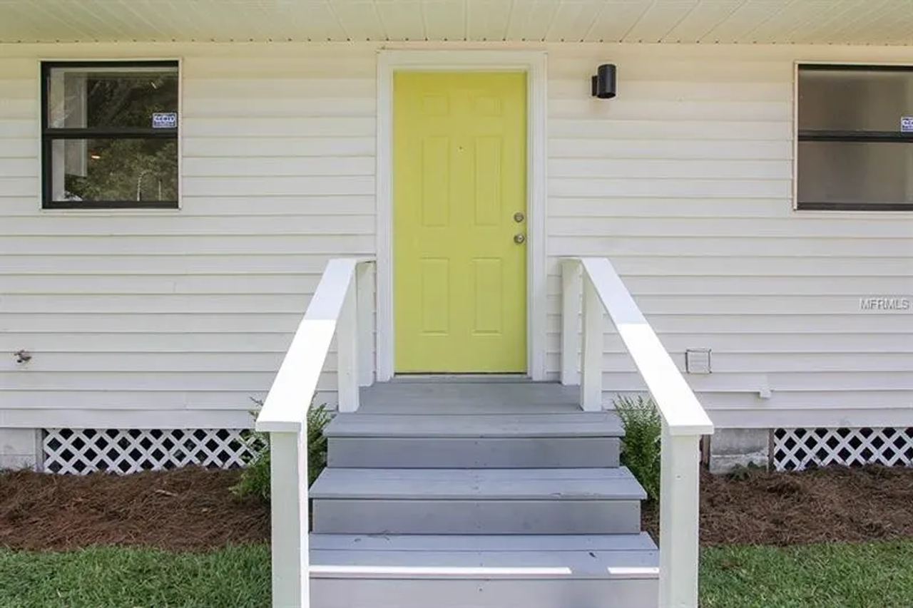 1301 E Cayuga St - Photo 4 of 17