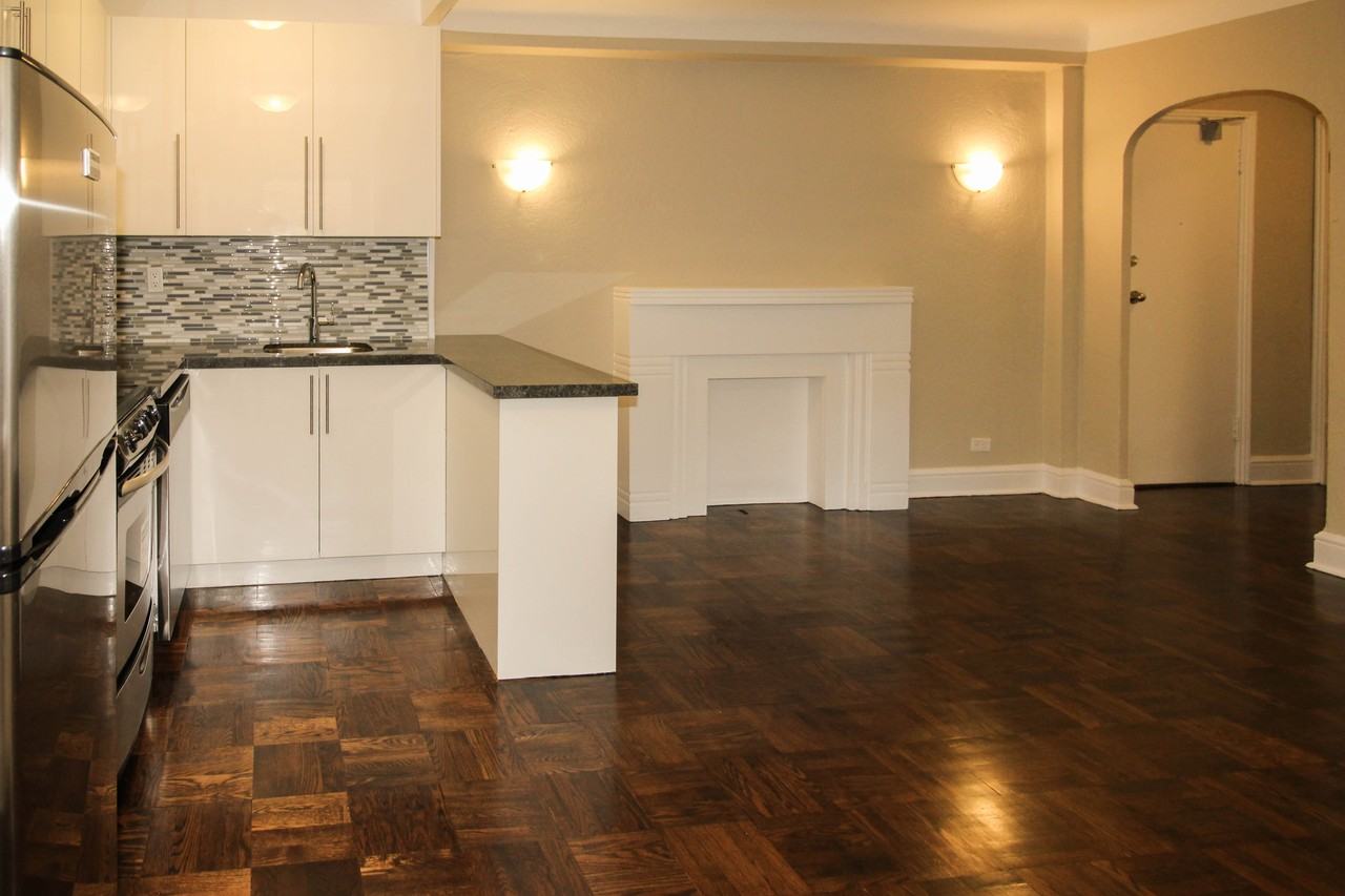 3110 & 3112 Yonge St. - Photo 6 of 10