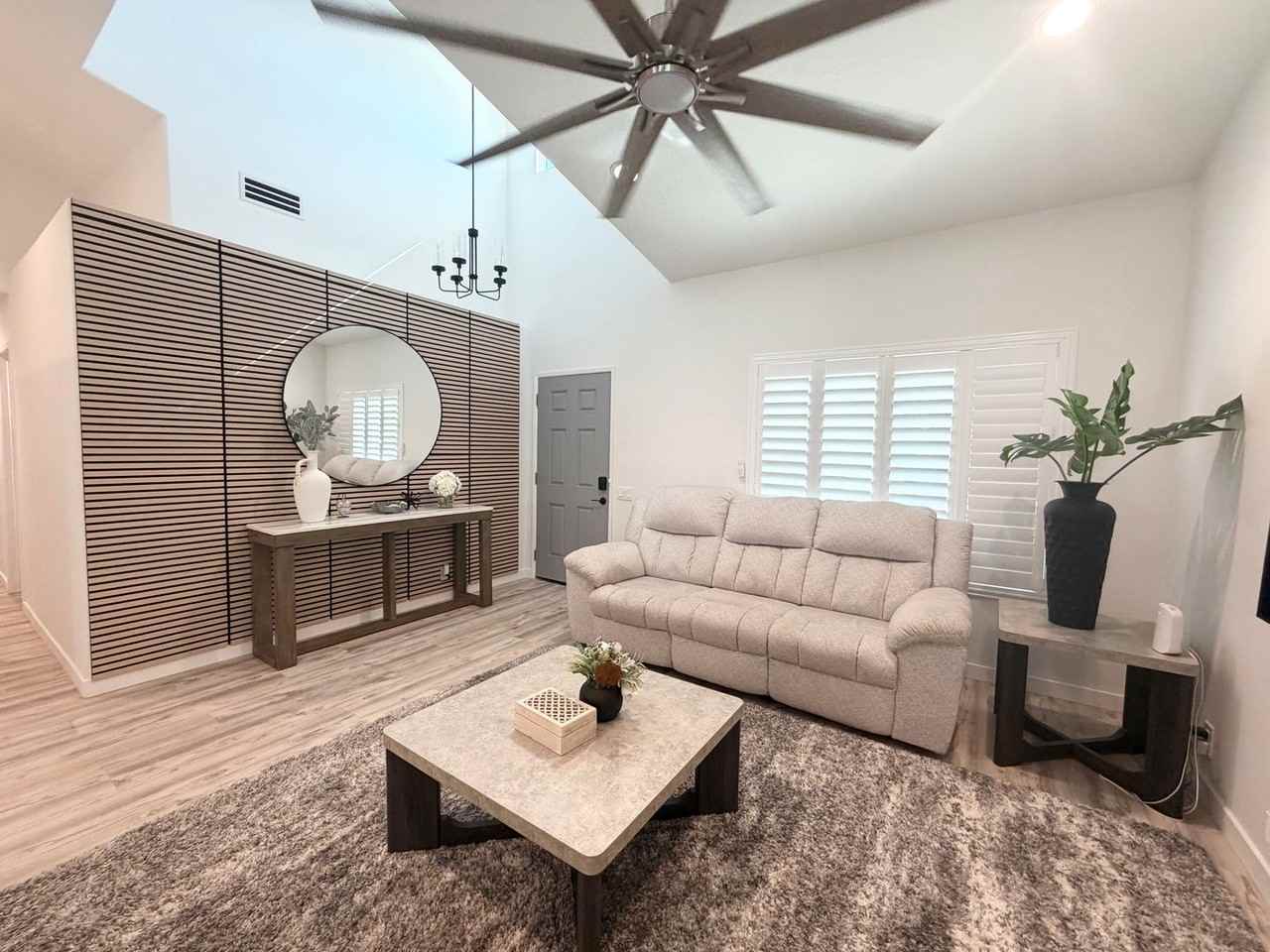 45055 Coldbrook Ln - Photo 5 of 31