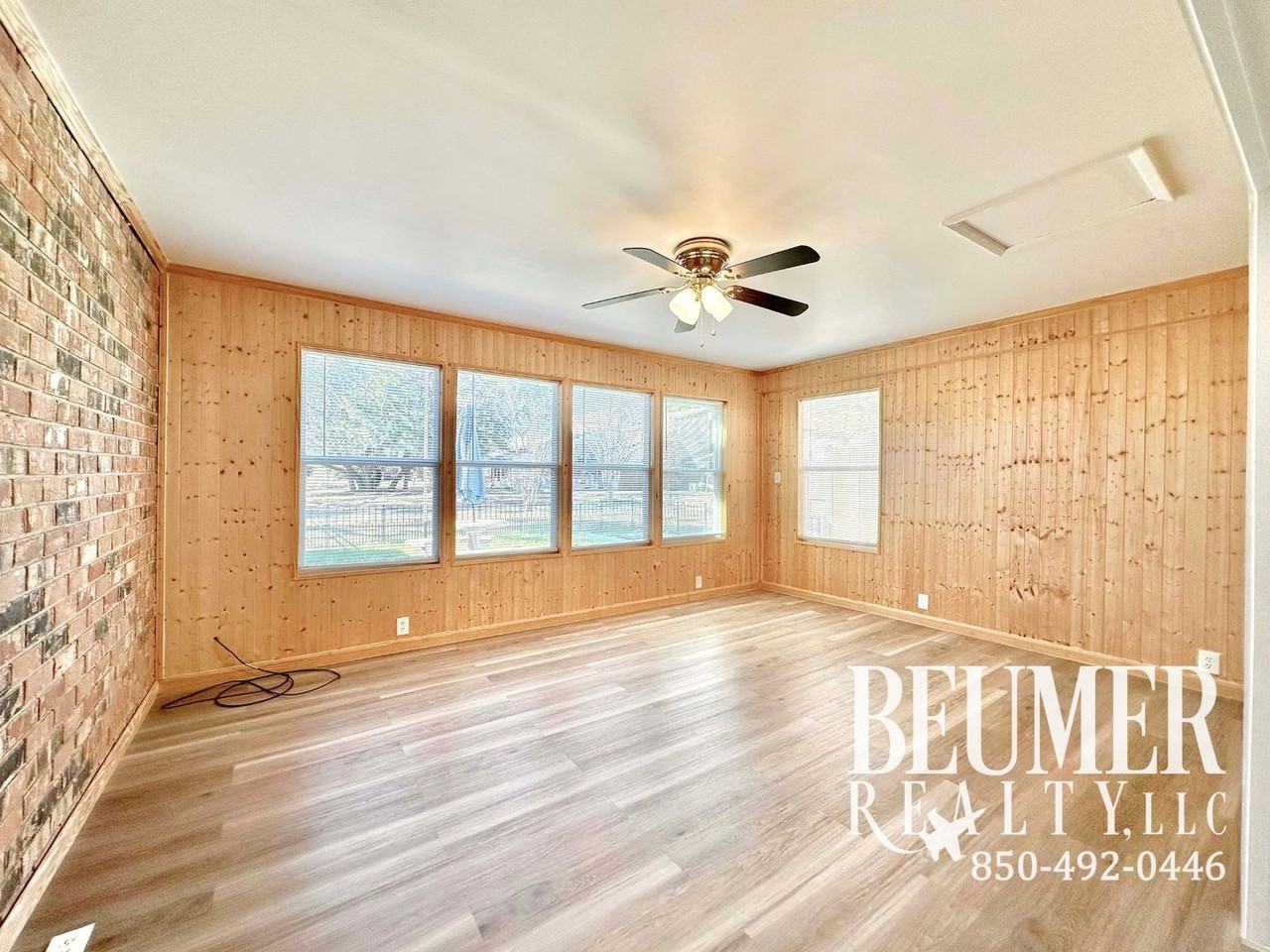 4833 Huron Dr - Photo 5 of 23