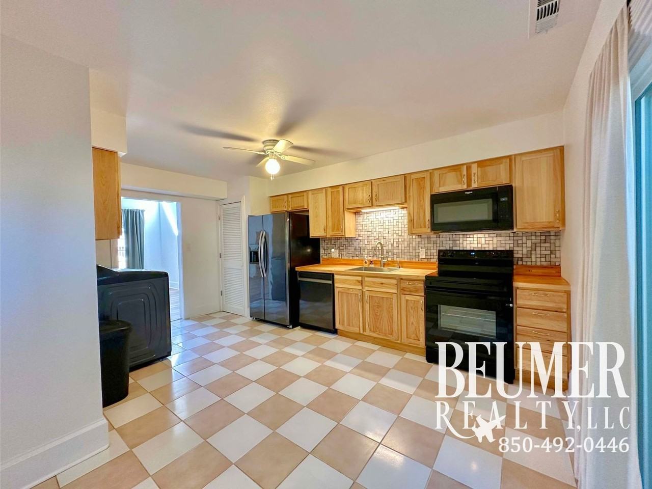 4833 Huron Dr - Photo 6 of 25