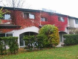 featured image of 31 1-31 Valleywoods Rd