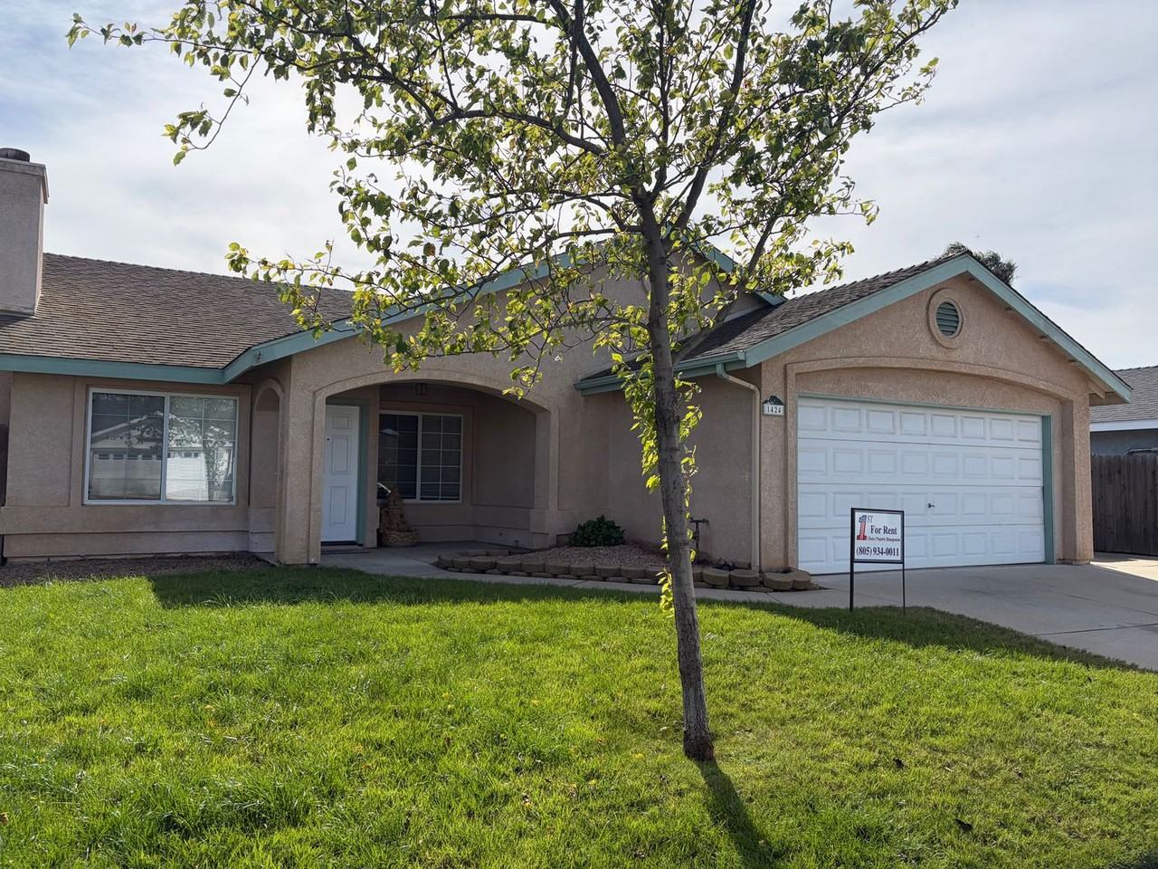 1424 Via Rosa - Photo 2 of 18