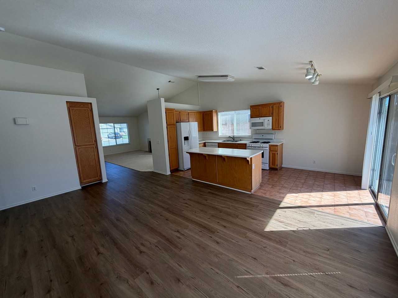 1424 Via Rosa - Photo 5 of 18