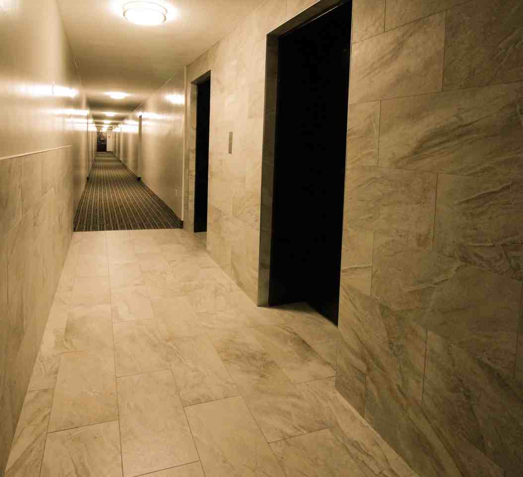 370 Steeles Ave - Photo 2 of 6