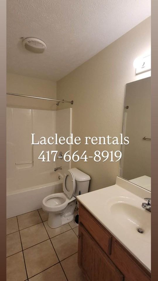 742 Hogan Dr - Photo 2 of 11