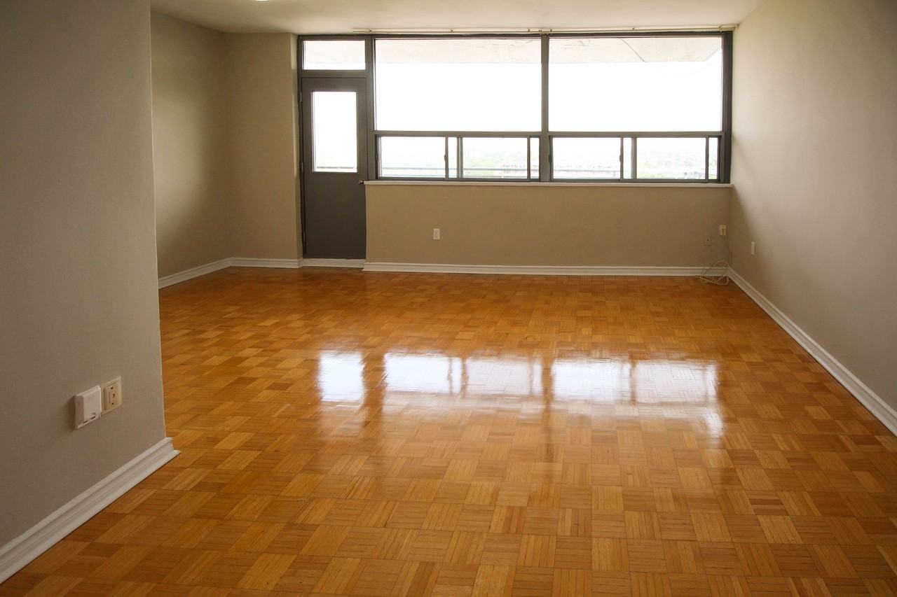 Imperial Towers - 90 Tyndall - Photo 5 of 12