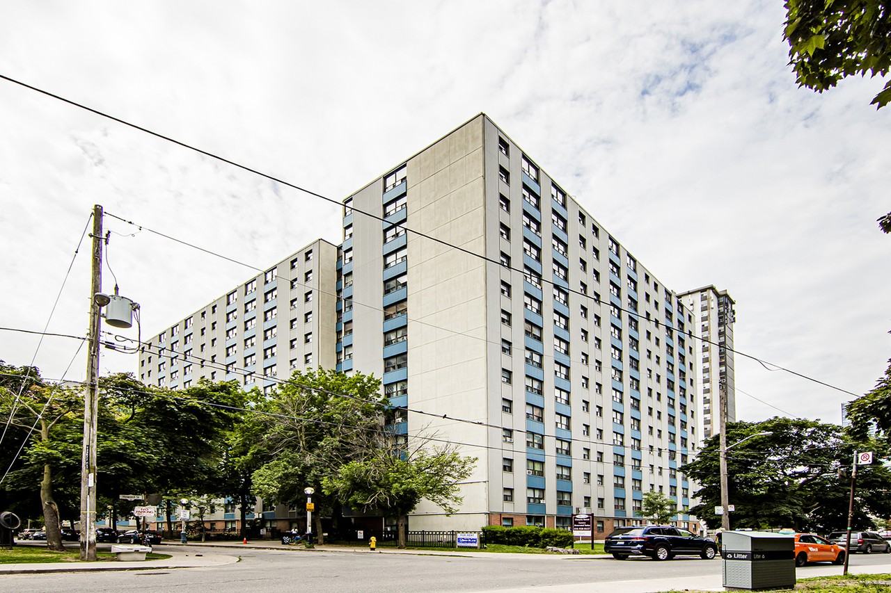 730 Ontario Street - Photo 6 of 15