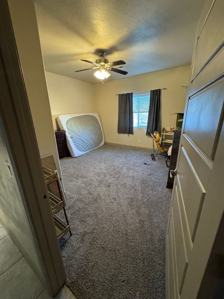 1580 S Amity Ln - Photo 5 of 11