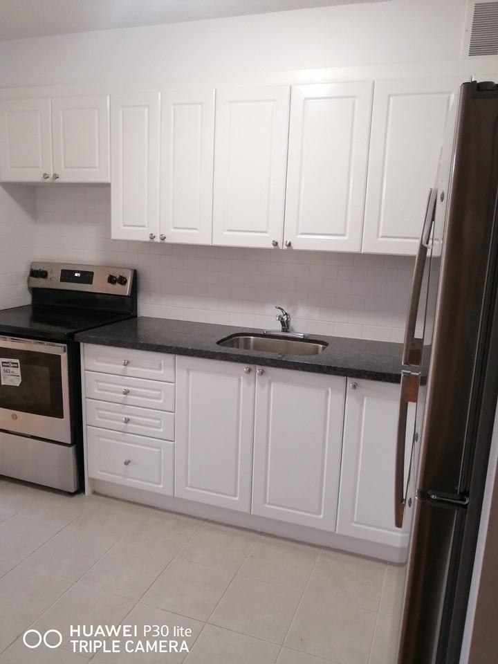 Maplegrove Apartments - Photo 6 of 17