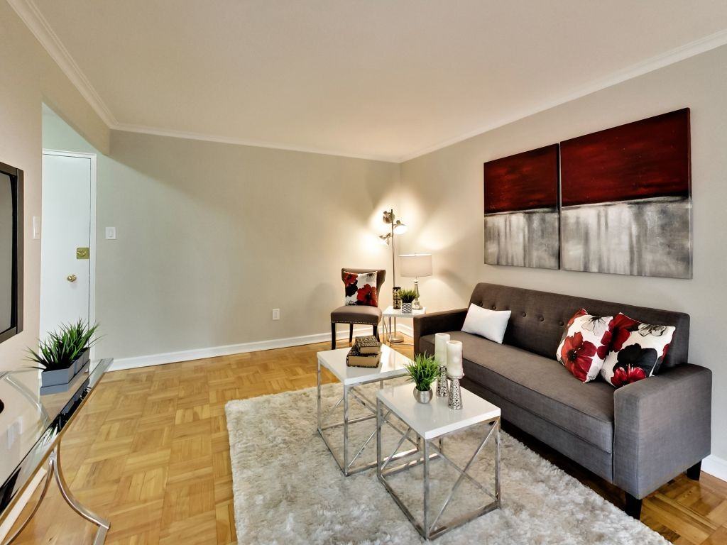 460 Eglinton Avenue East - Photo 7 of 50