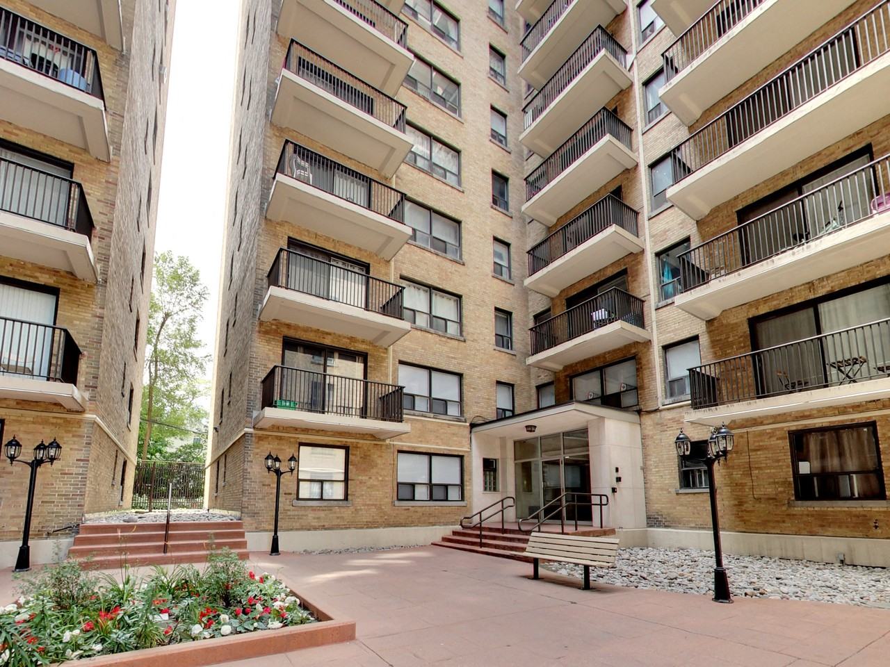 Park Terrace - Photo 6 of 50