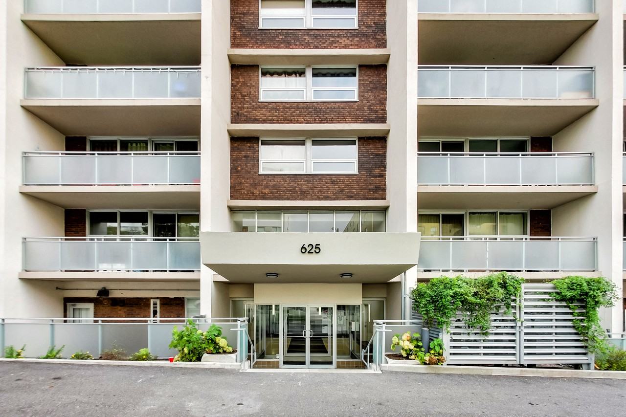 San Marino Place - Photo 5 of 50