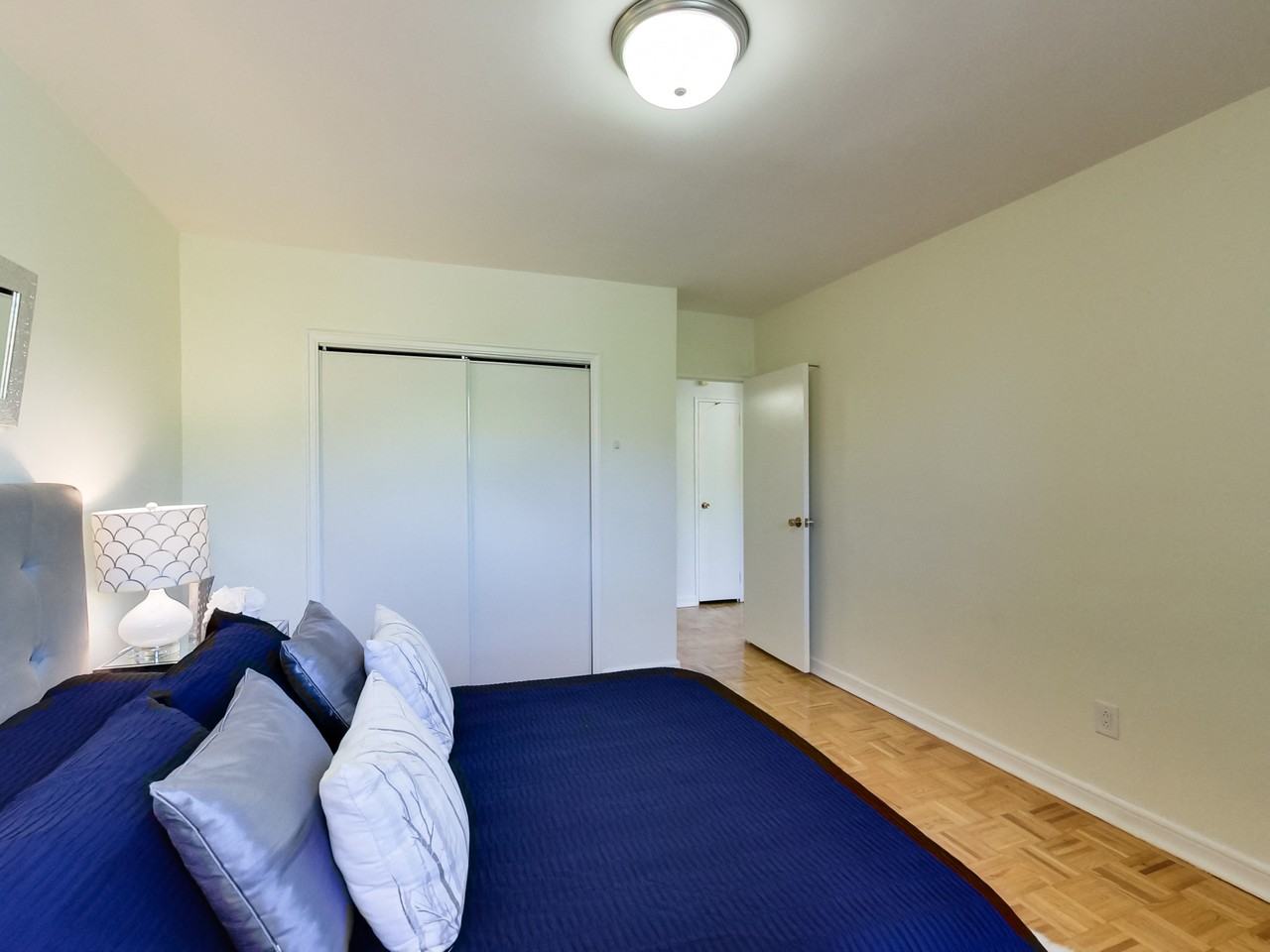 414 Willowdale - Photo 4 of 50