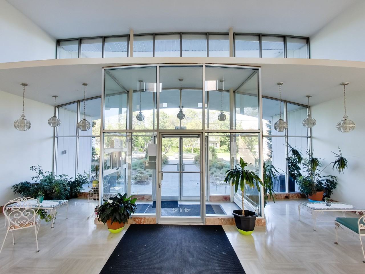 414 Willowdale - Photo 7 of 50