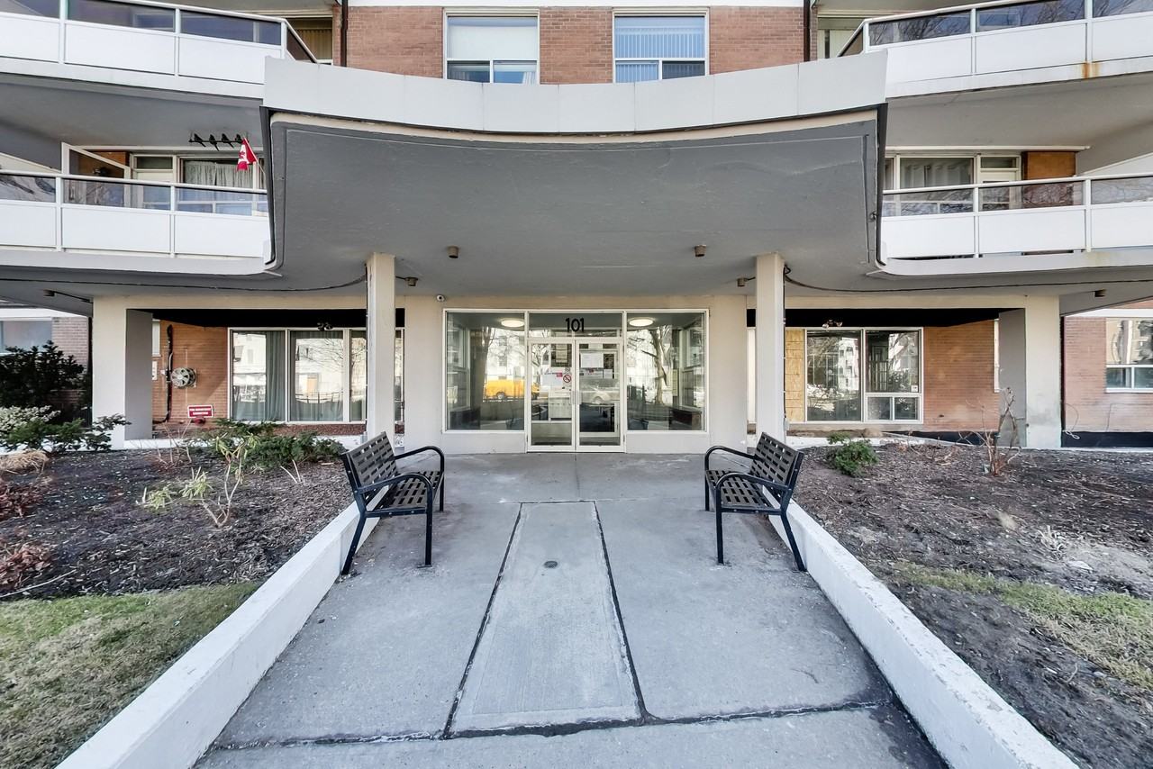 Cosburn Apartments - Photo 4 of 50