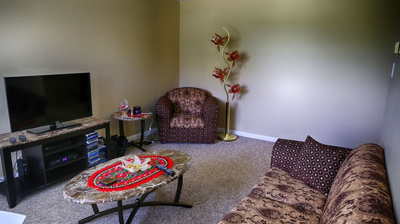 205 Lorraine Ave - Photo 5 of 12