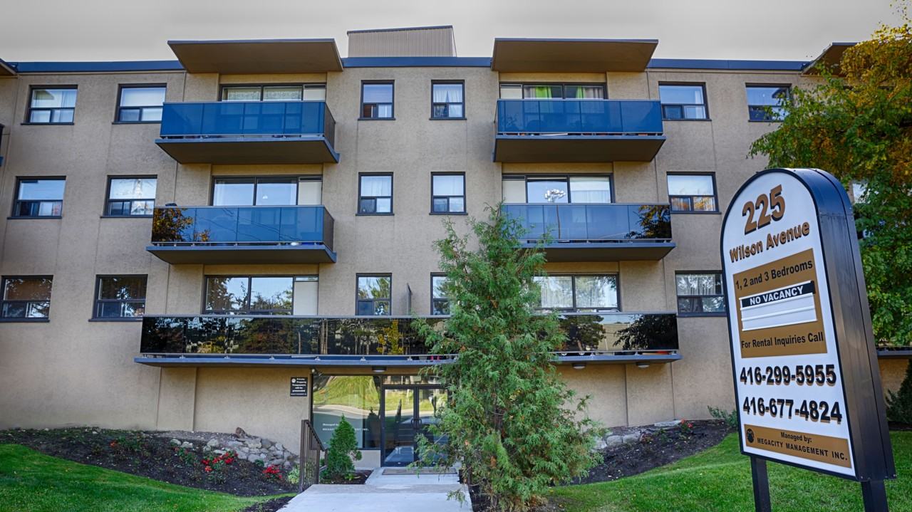 225 Wilson Ave - Photo 2 of 14