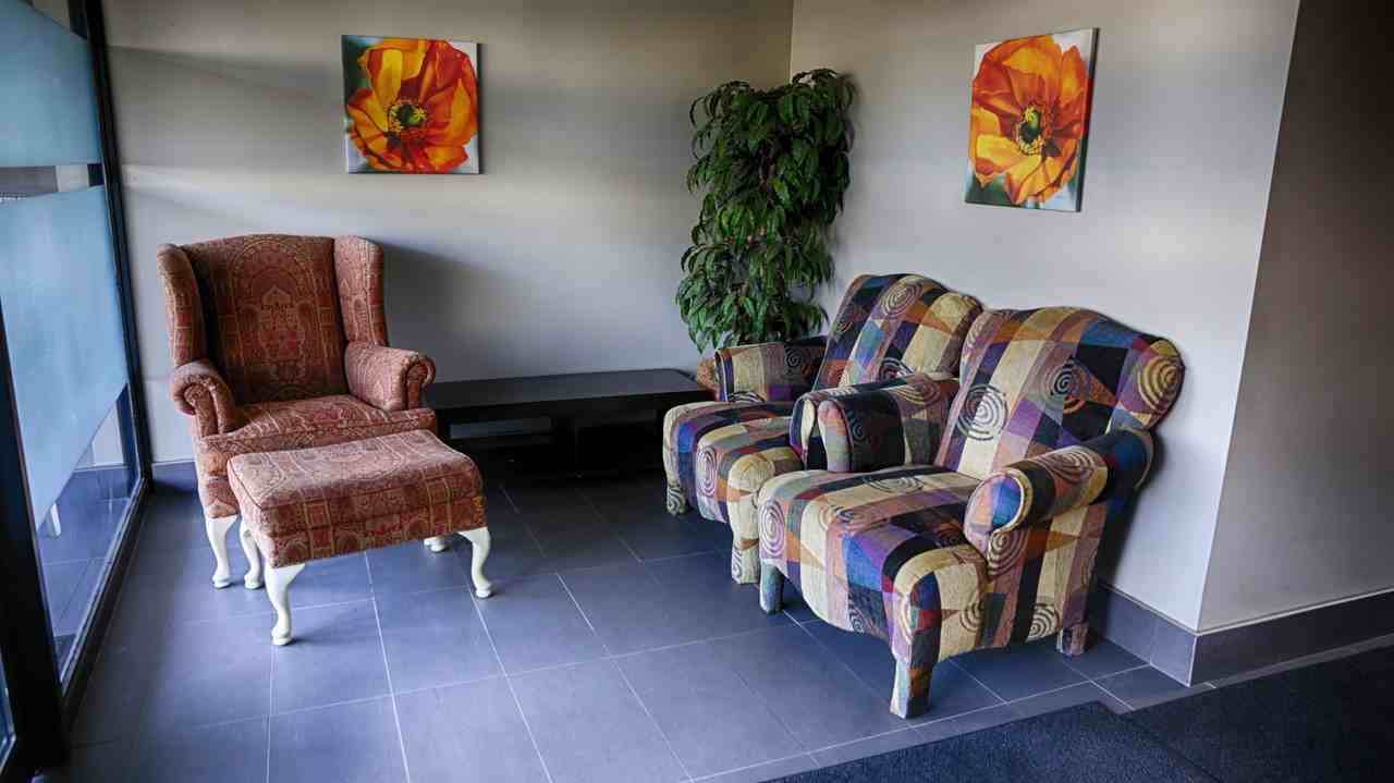 225 Wilson Ave - Photo 5 of 14