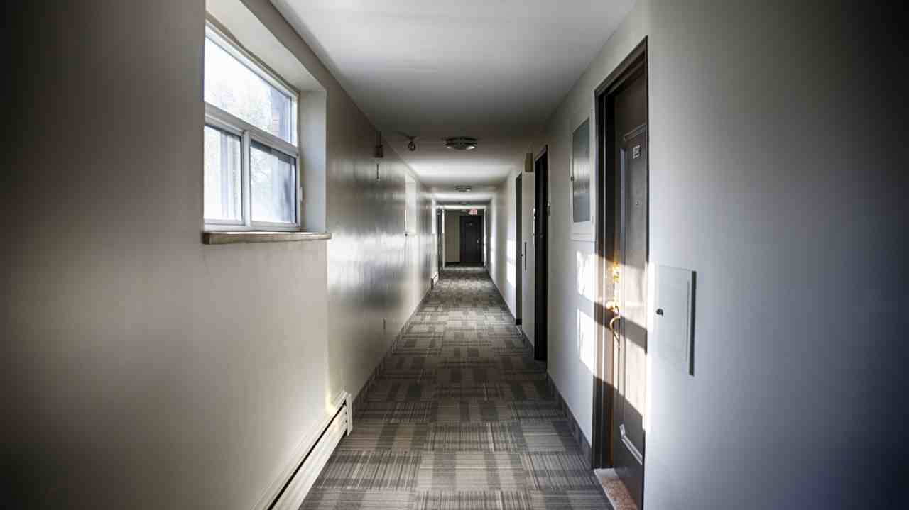 225 Wilson Ave - Photo 6 of 14