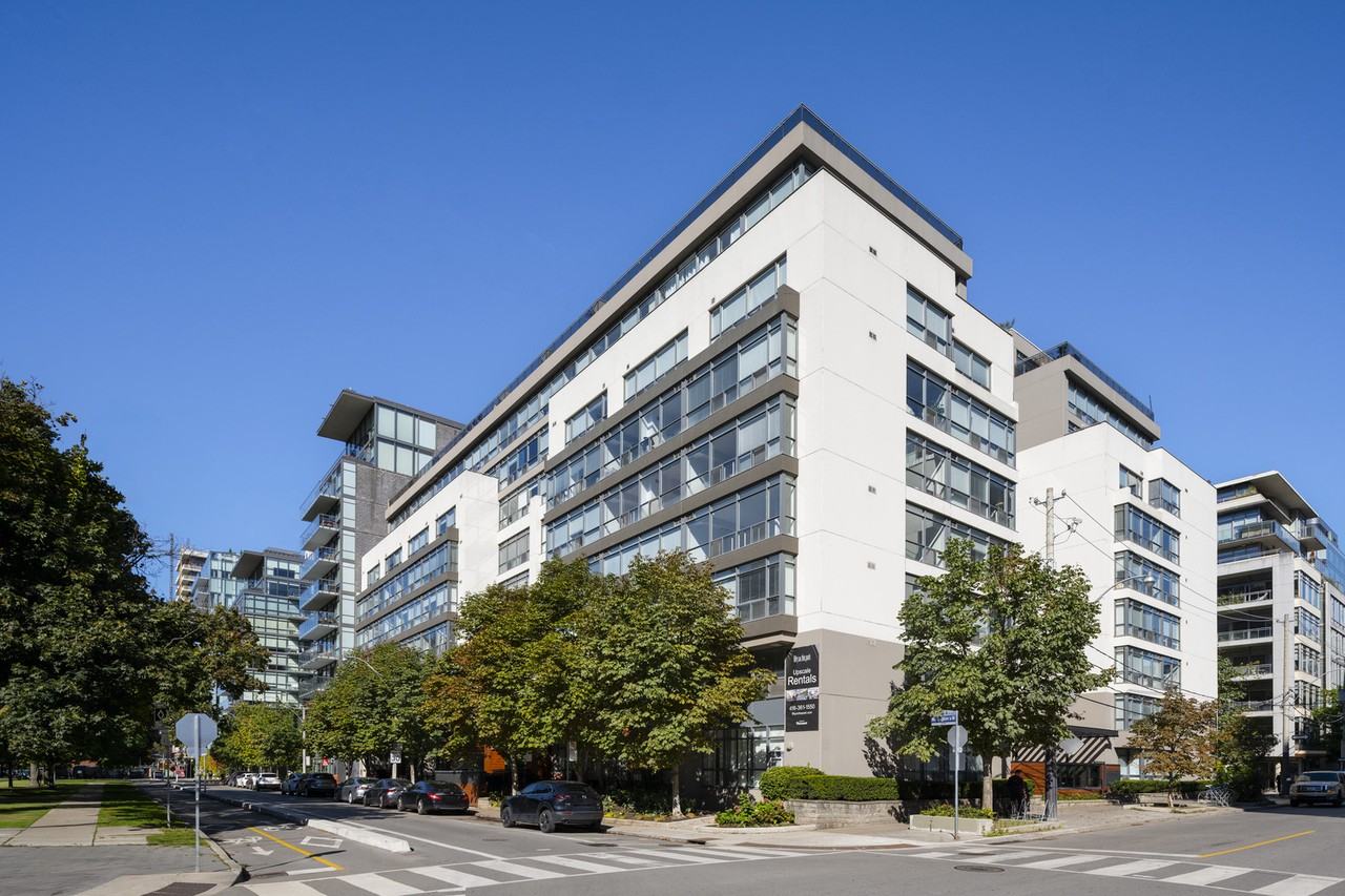 Fifty on the Park - Photo 2 of 31