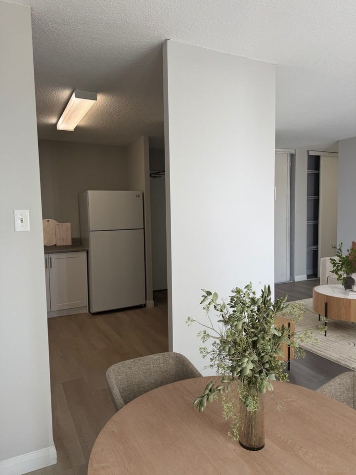 Tomken Place - Photo 4 of 12