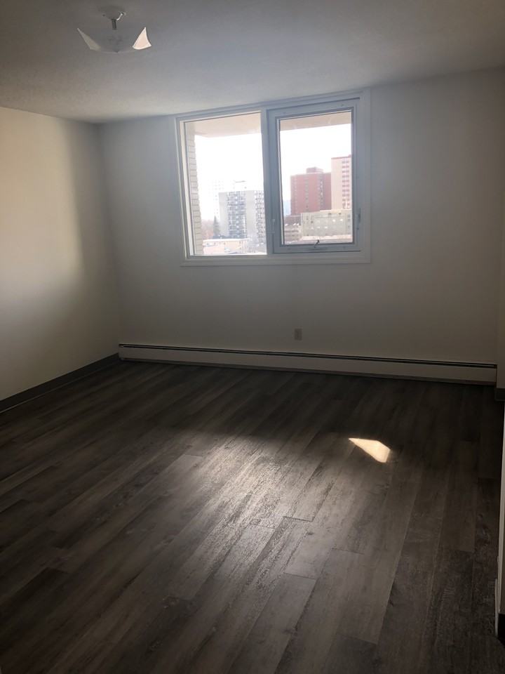 Centurian Tower - Photo 4 of 13