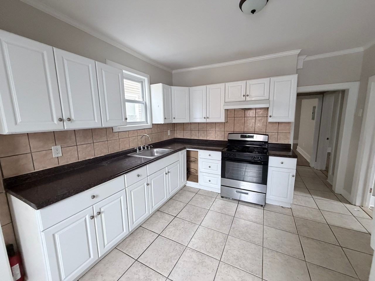 106 North 16th Street - Photo 2 of 9