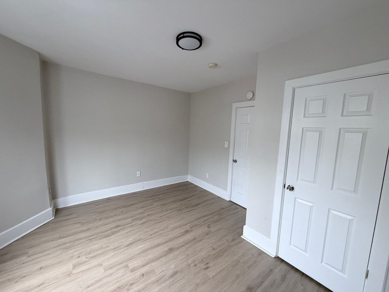 106 North 16th Street - Photo 5 of 9