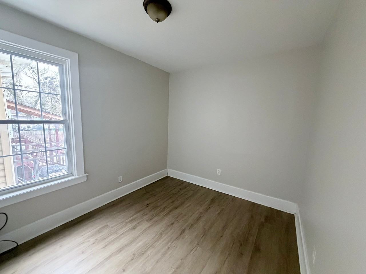 106 North 16th Street - Photo 6 of 9