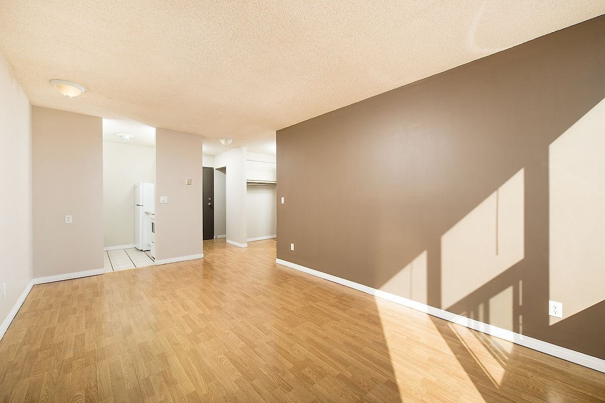 Lexington Place - Photo 6 of 9