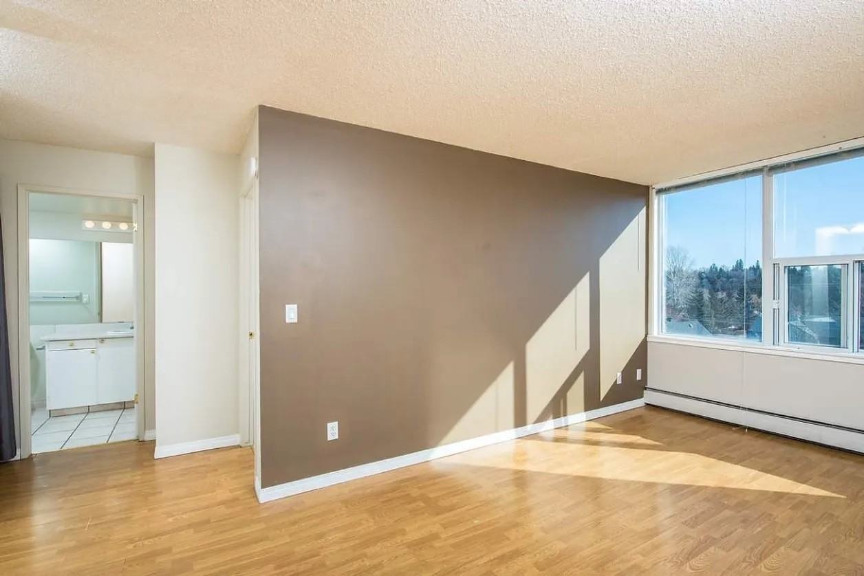 Lexington Place - Photo 7 of 9