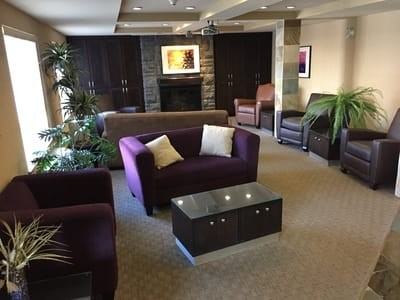 Regina Apartments - Photo 6 of 10