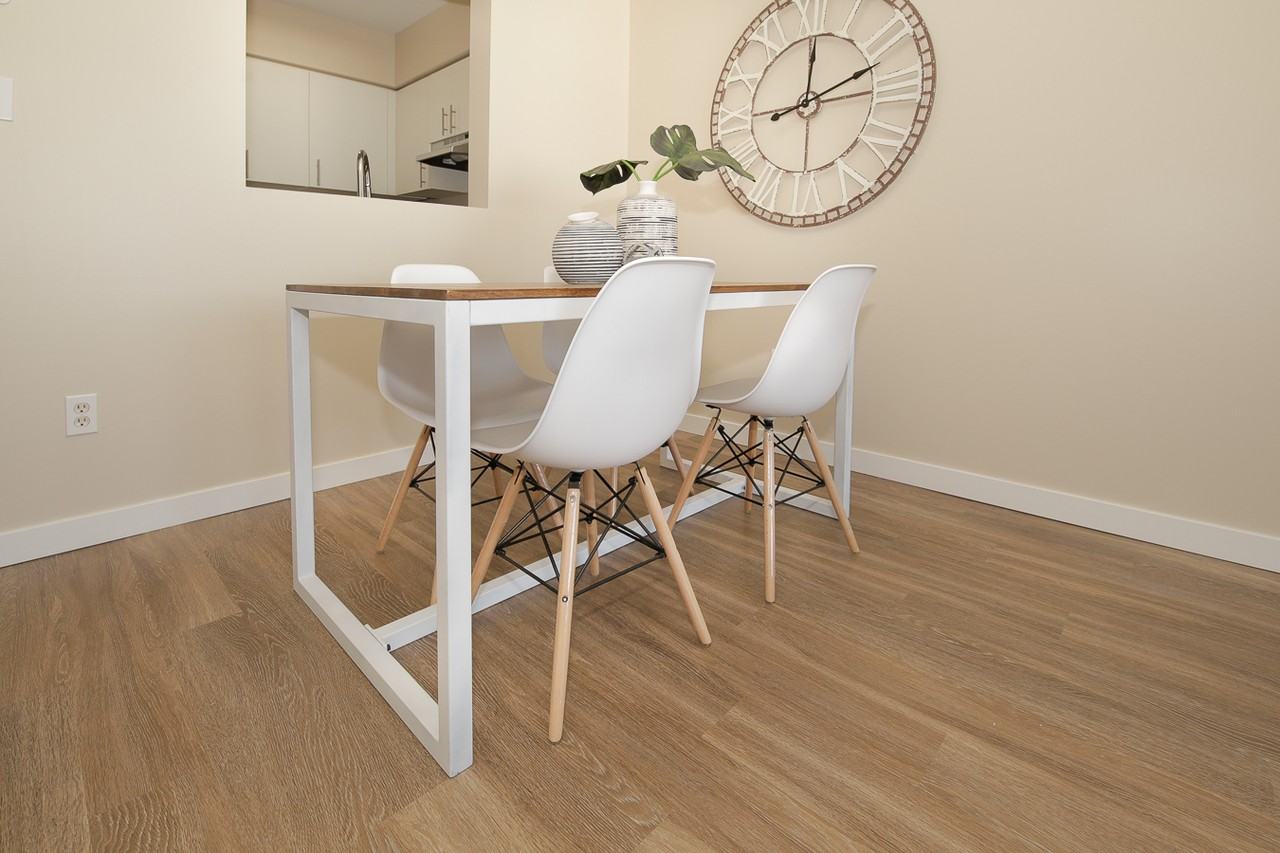 Red Deer Apts - Photo 4 of 17