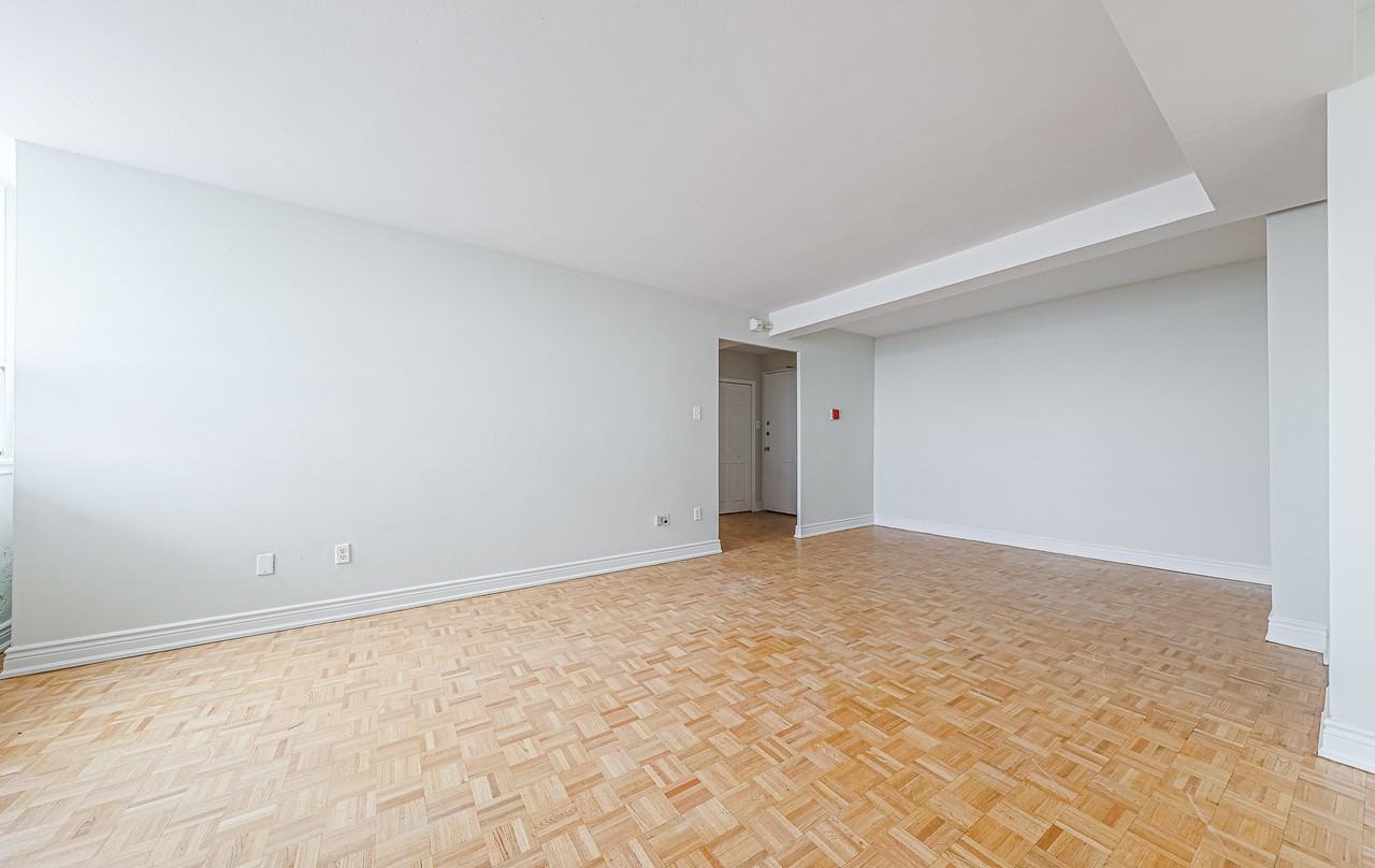 1440 & 1442 Lawrence Avenue West - Photo 5 of 24