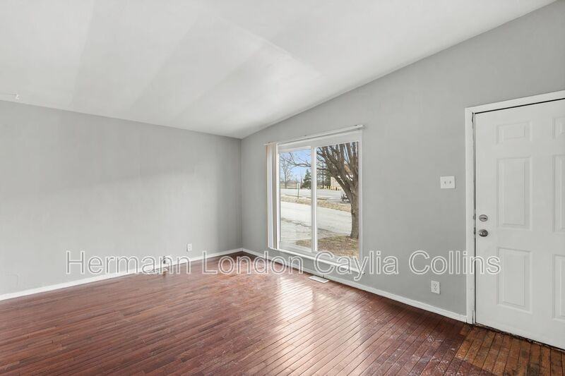 9456 Calwood Dr #A - Photo 2 of 20