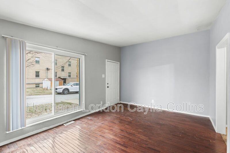 9456 Calwood Dr #A - Photo 3 of 20