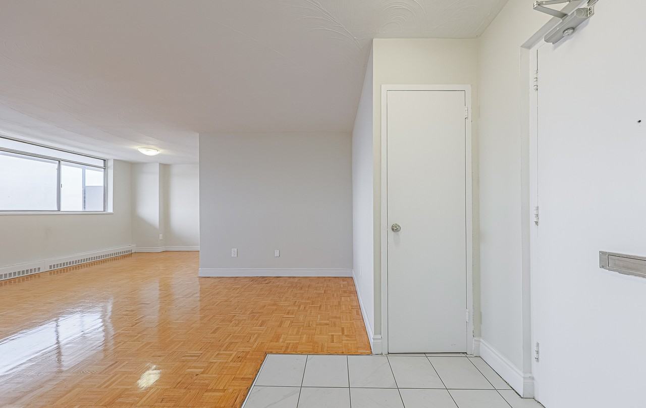 105 Rowena Drive - Photo 6 of 30