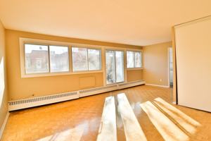 featured image of 60 Maclaren St