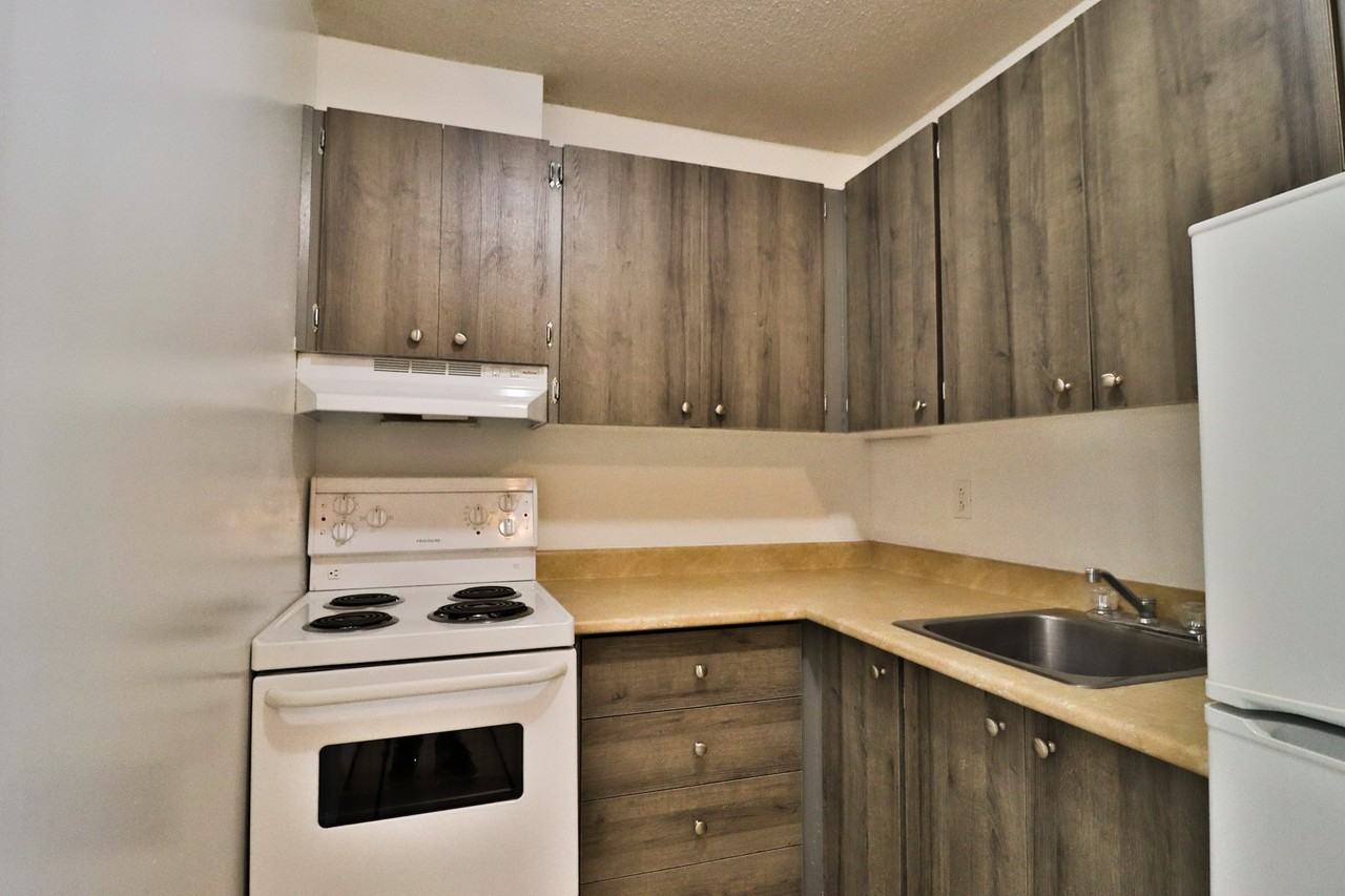 125 Stewart Street - Photo 6 of 15